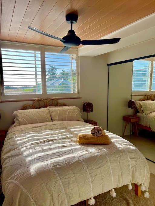골드코스트 Chic Beachside Getaway 2Br 2Bath Fully Equipped 아파트 외부 사진